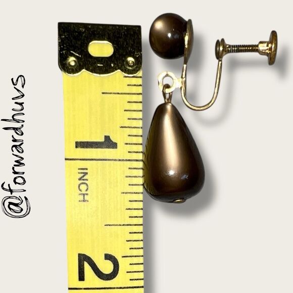Vintage Screw-Back Earrings – Glossy Brown Teardrop and Round Beads - Picture 6 of 10